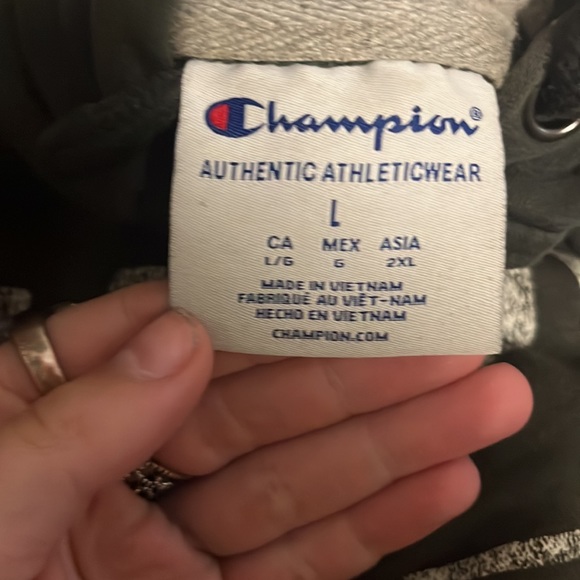 Women’s Hoodie. Size Lg - Picture 2 of 2